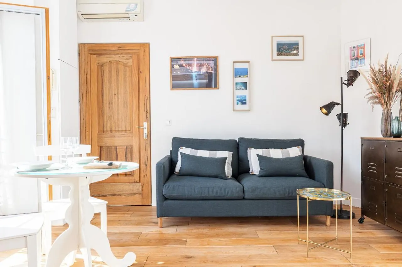 1 Bdr Downtown Near Place Massena Nice