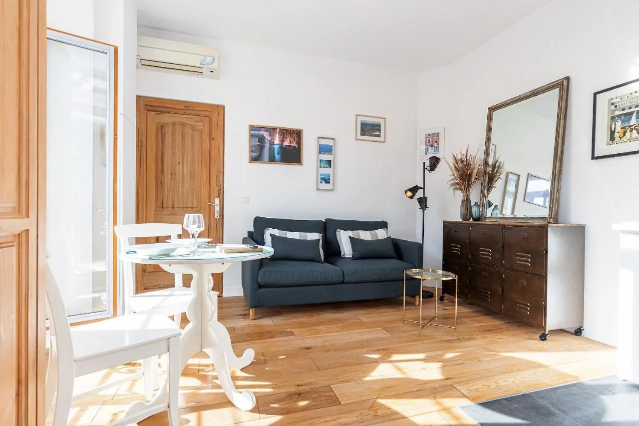 1 Bdr Downtown Near Place Massena Nice 0*,  France